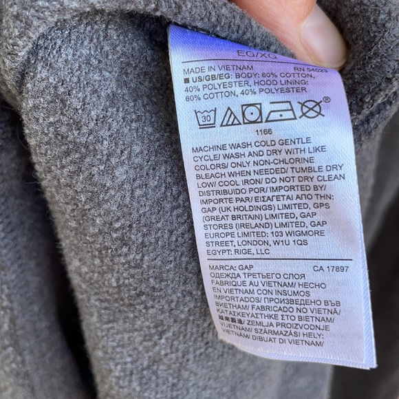 Gap NWT Sweatshirt - Picture 6 of 6